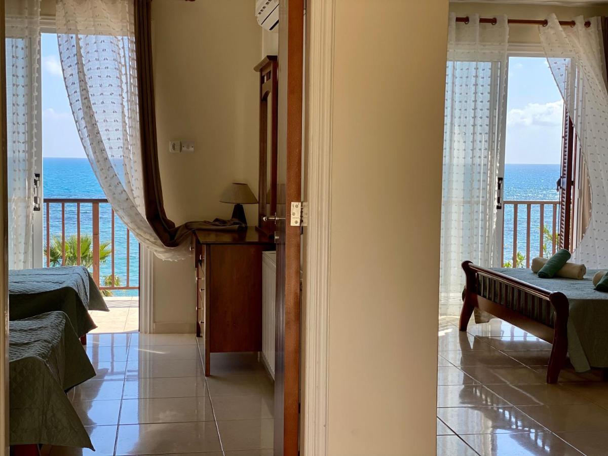 Amazing Front Line Villa In Coral Bay Peyia Exterior foto